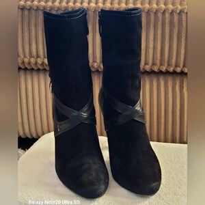 COLE HAAN MID SHAFT BOOTS